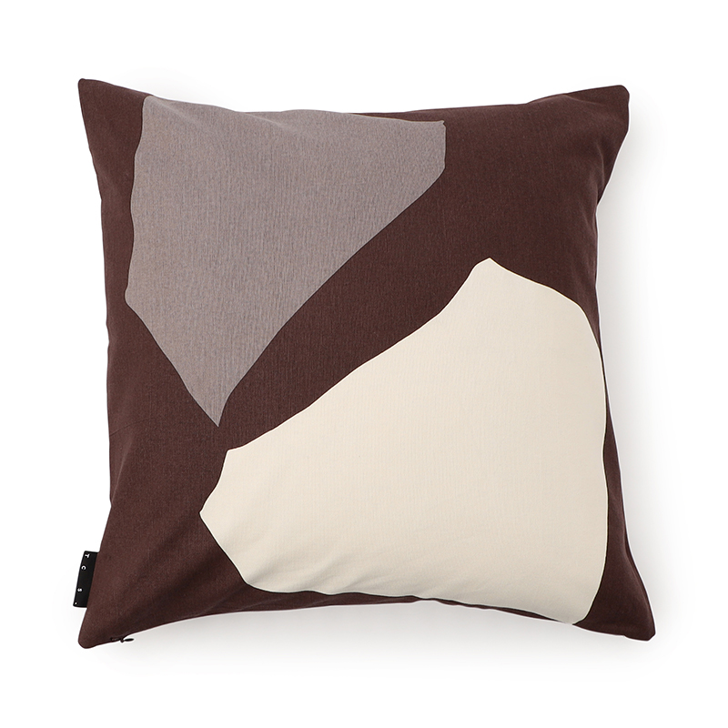 TCS チャーリーシェパード アブストラクト タイル クッションカバー