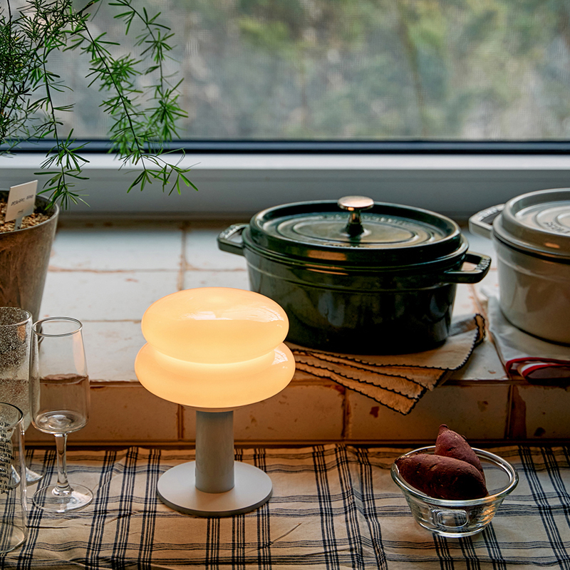 ILKW.（アイエルケーダブリュー）スノーマン 15 ポータブルランプ