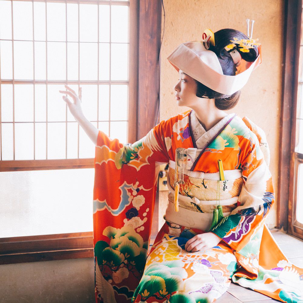 アンティーク黒引き振袖 豪快な松竹梅 ＆アンティーク赤振袖長襦袢