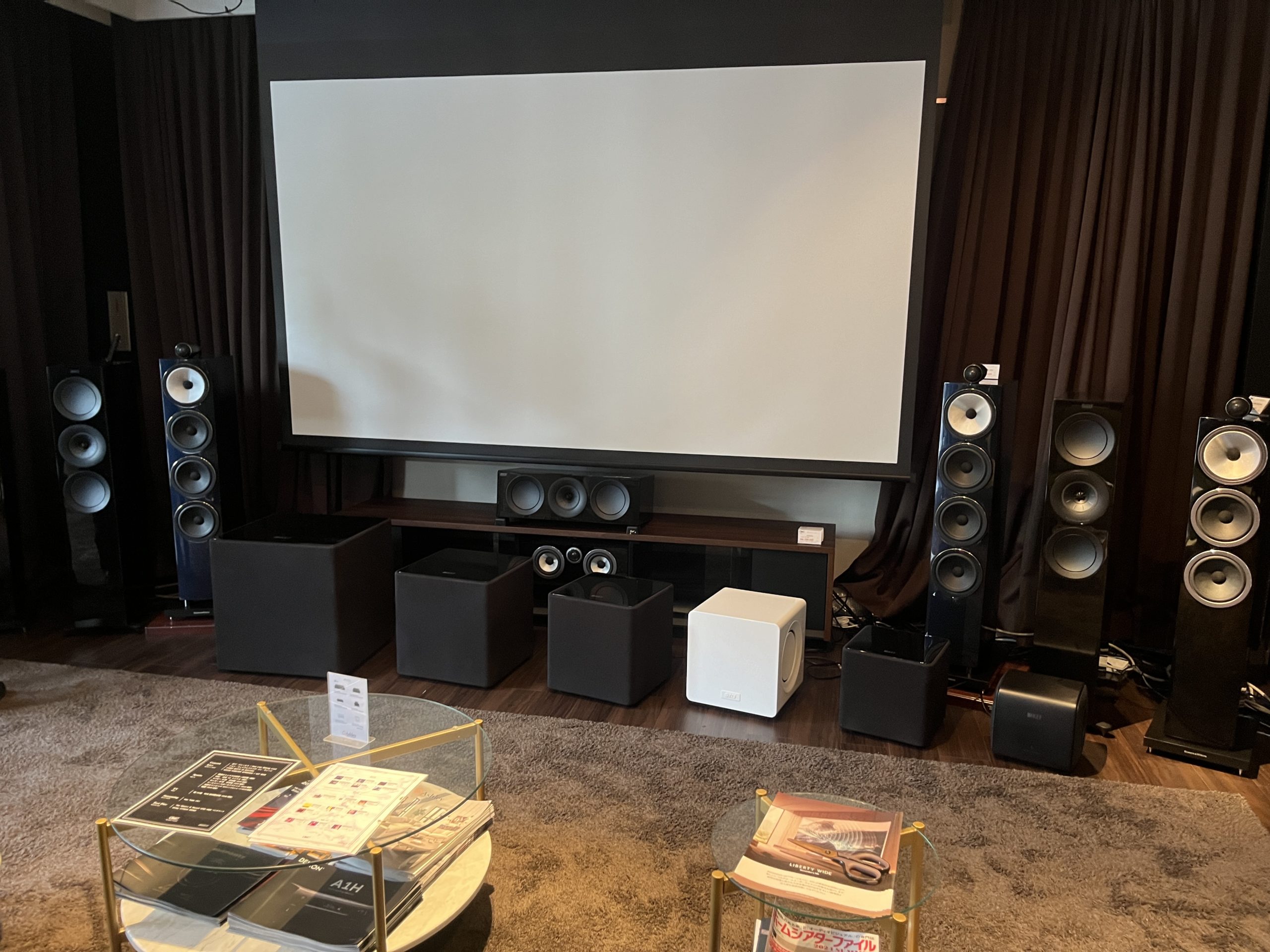 アバック横浜】KEFサブウーファーが勢揃い！実機とその感想をご紹介し