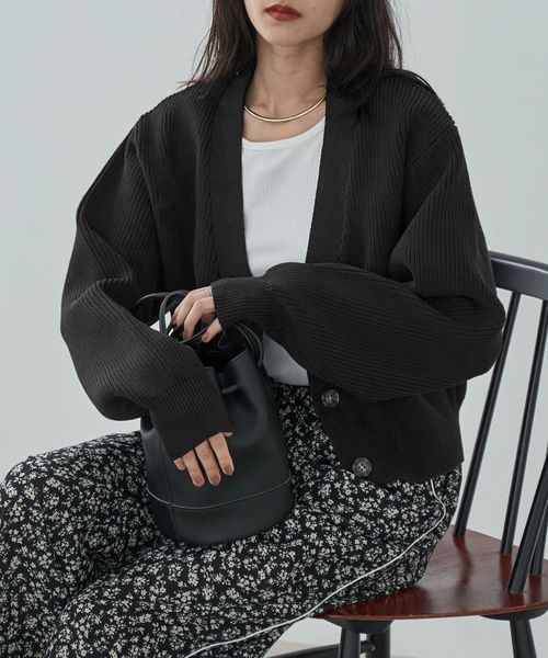 エアリーポリVネックカーディガン