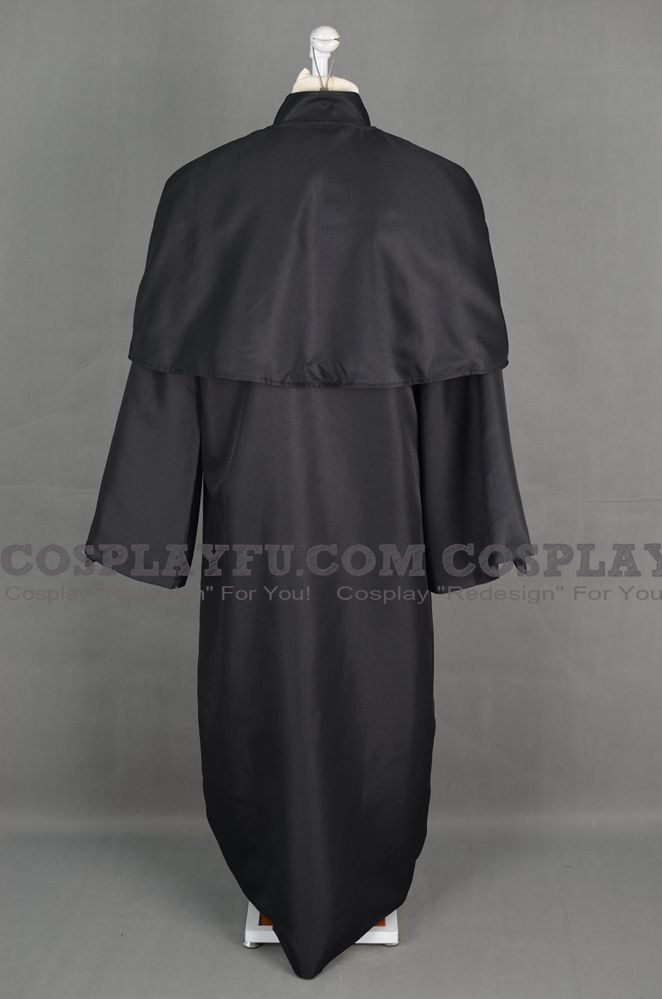 40301-Lucius-Cosplay-from-