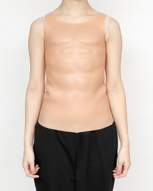 男装コスプレに使える筋肉シャツを比べてみた！