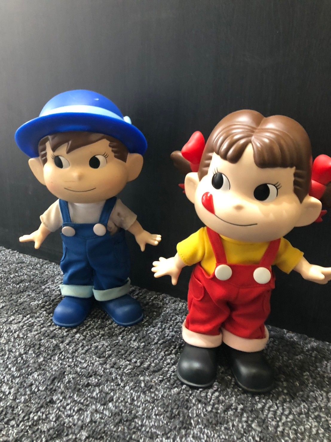 ペコちゃん、ポコちゃんフィギュア仲良くお買取り！ - 買取専門店こやし屋