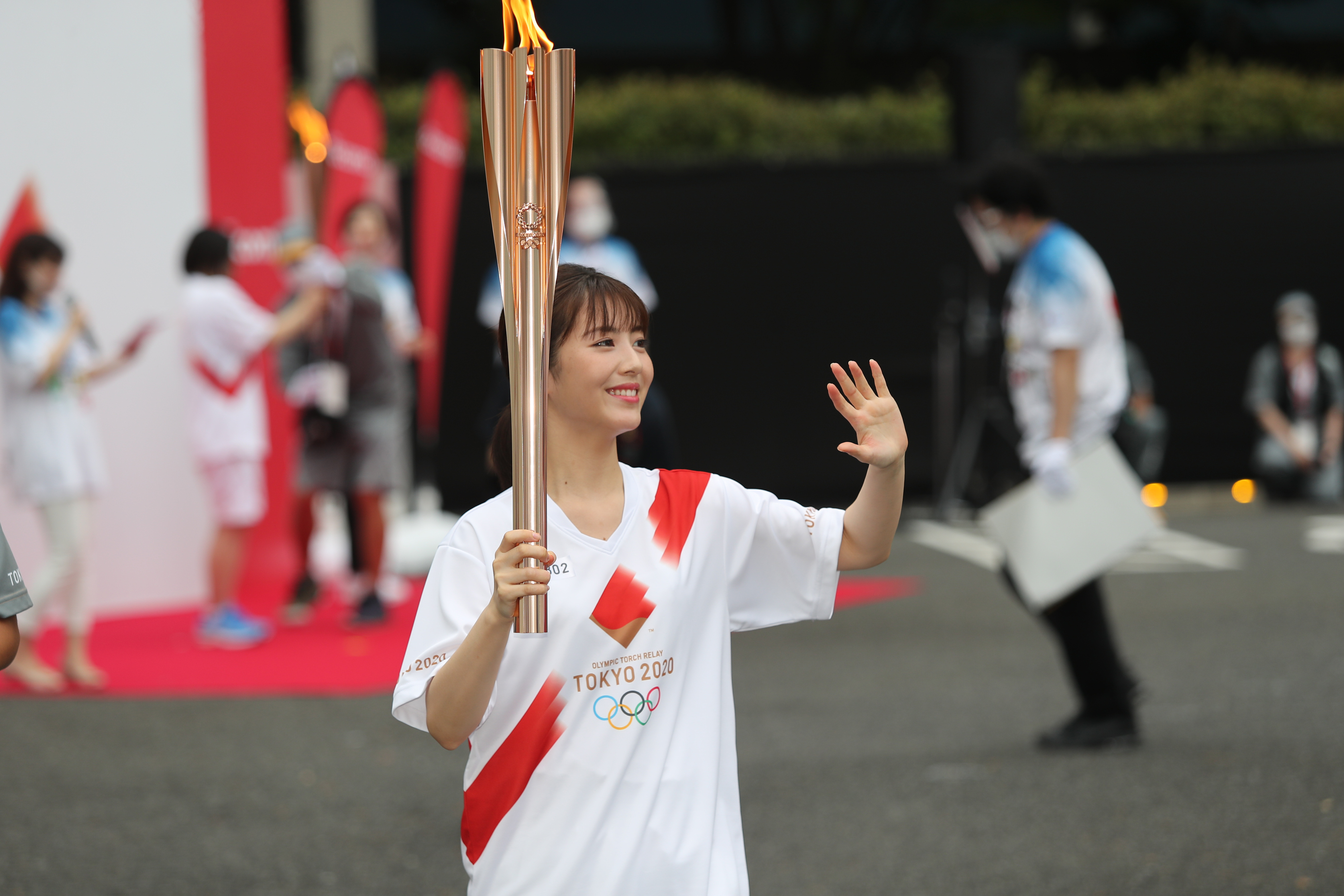100万円で出品のケースも 東京五輪聖火トーチの高額転売相次ぐ