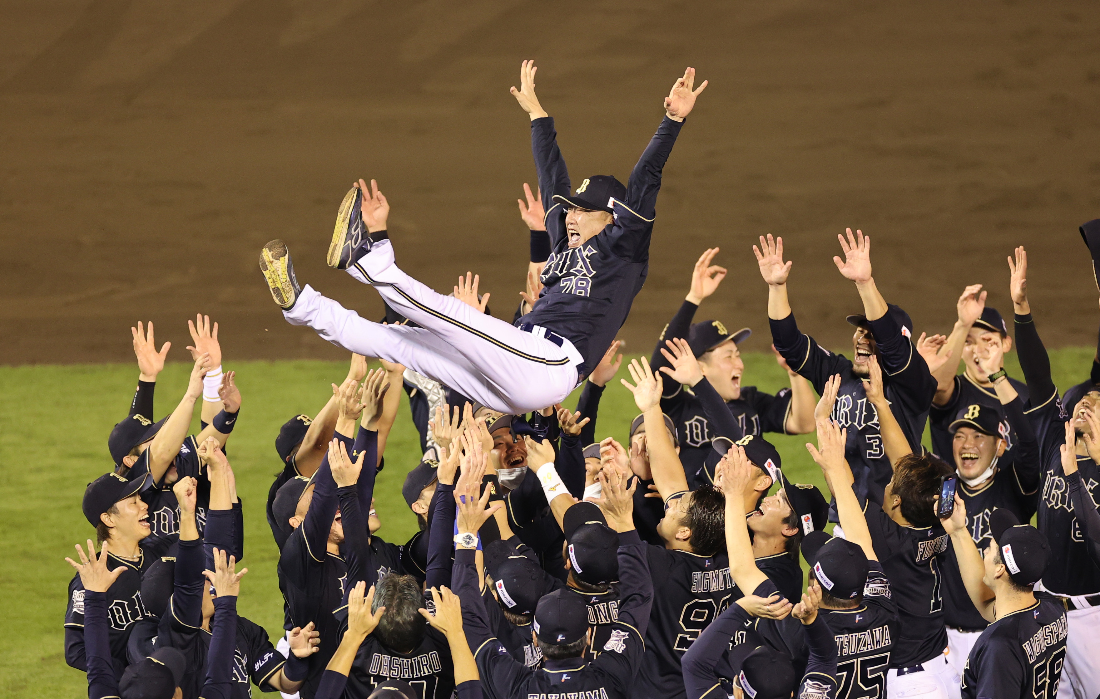 フォト特集】オリックスが2連覇 最終戦で大逆転 - 産経ニュース