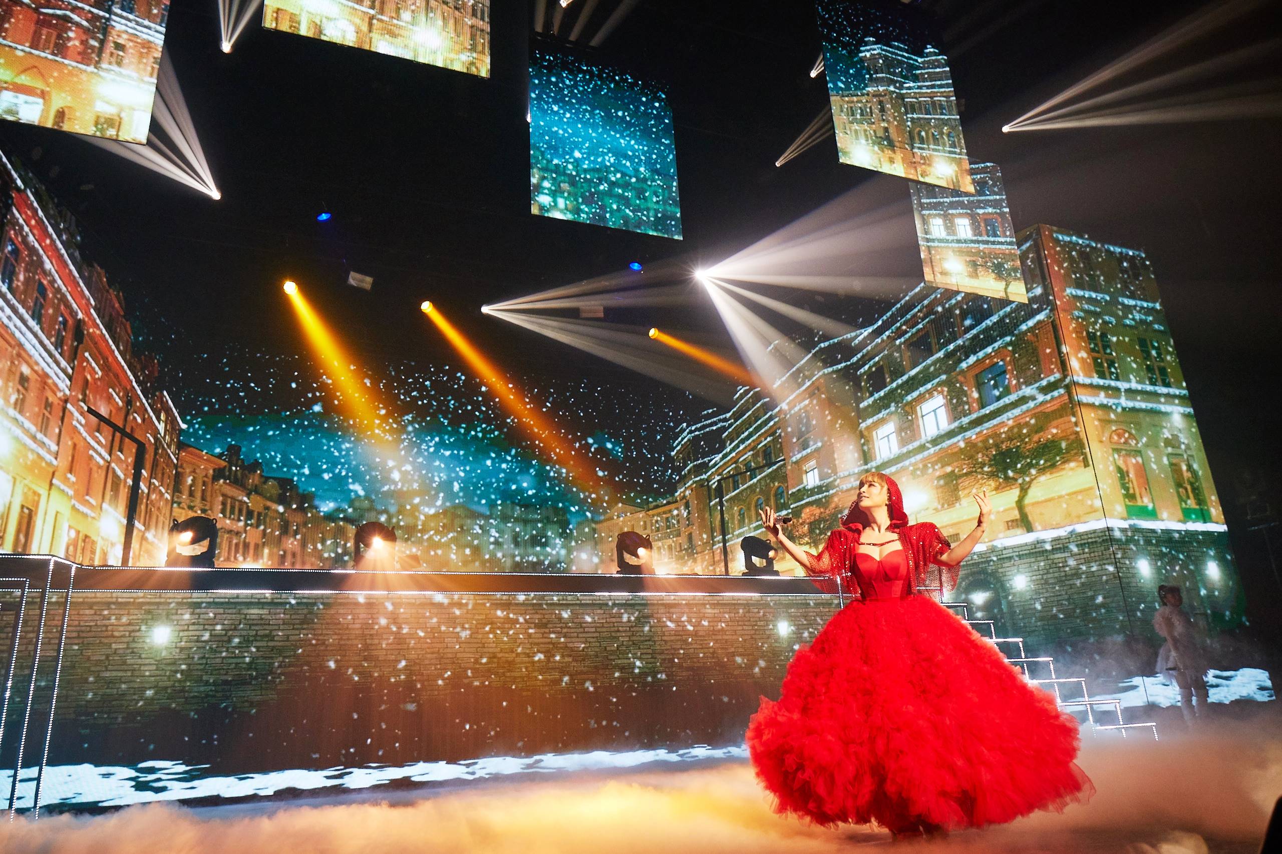 浜崎あゆみ、涙と感謝のデビュー25周年ツアーファイナル！「私を一番