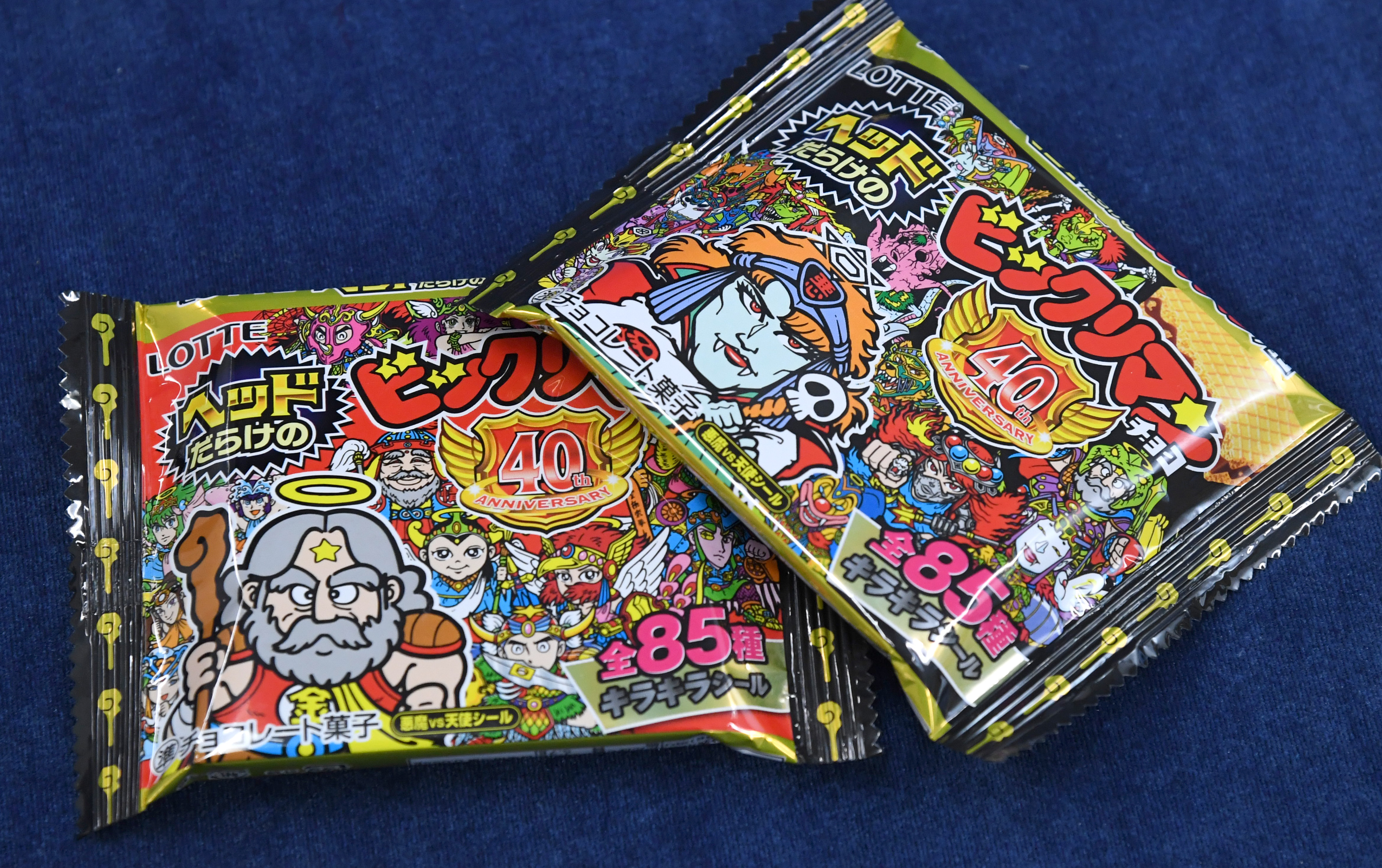 ロッテ、希少シールが必ず入っているビックリマンチョコ発売 40個に1個