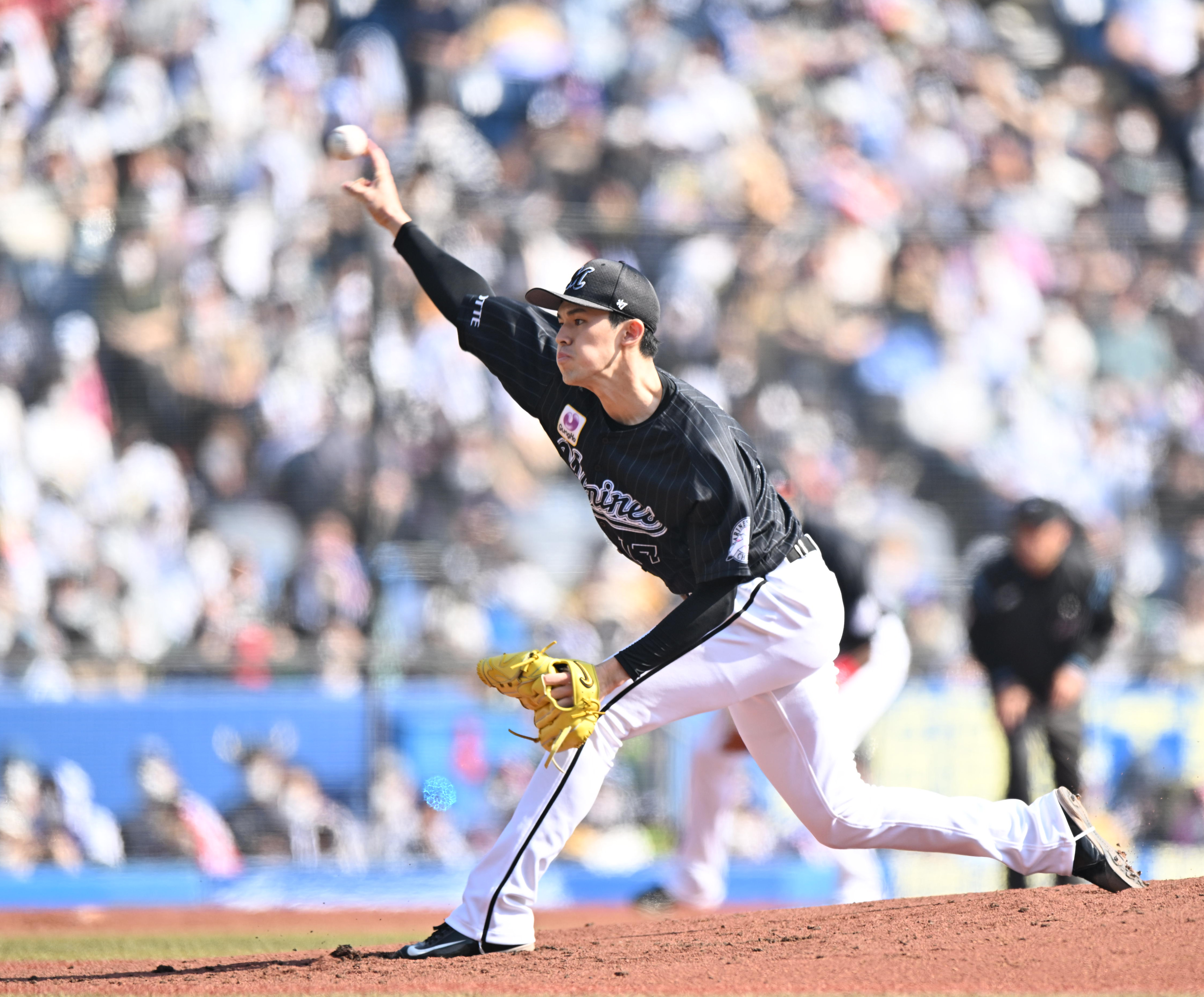 ロッテ・佐々木朗希、完全試合まであと1イニング！ 1試合最多奪三振