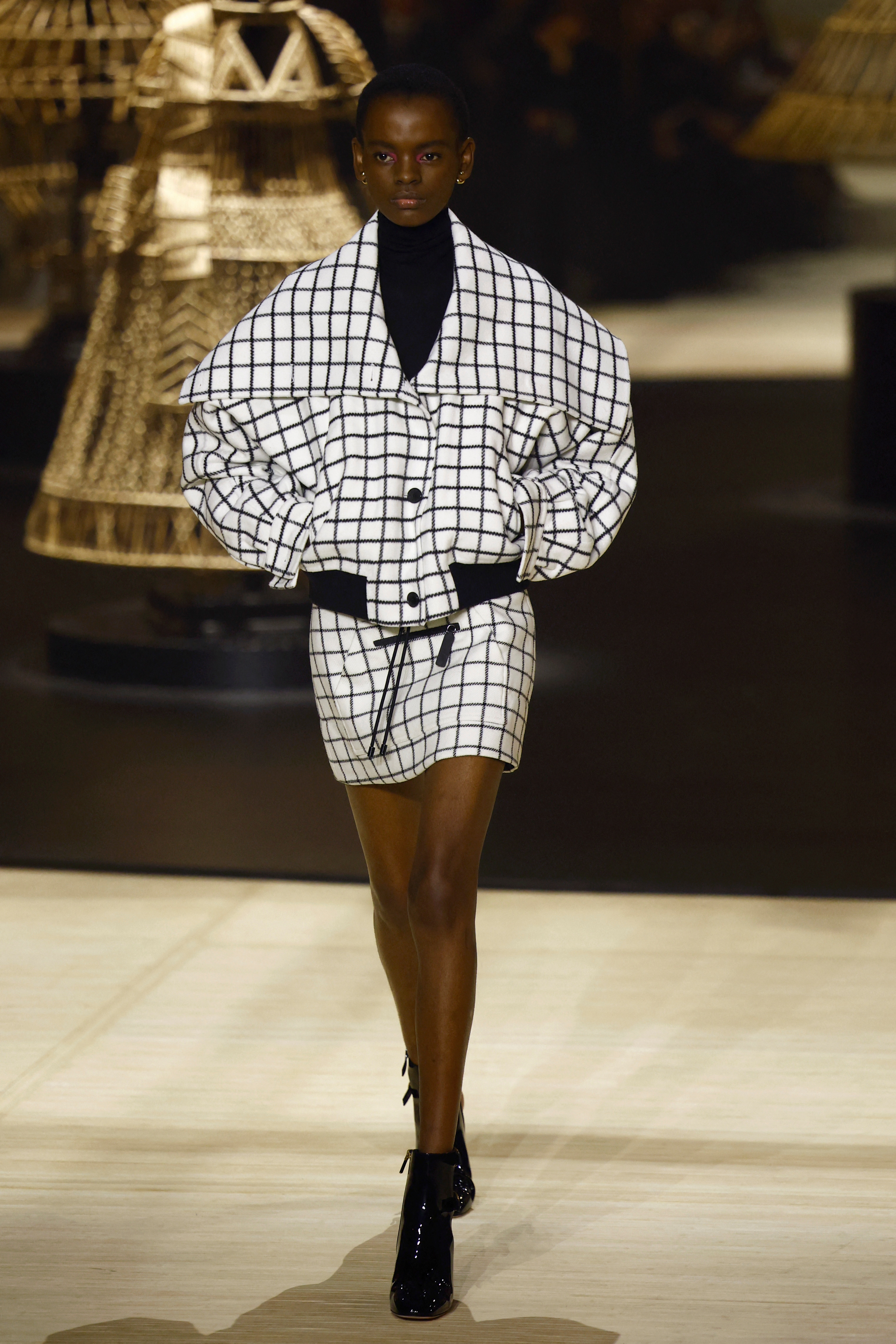 Dior draws on the spirit of the late 60s on Paris runway