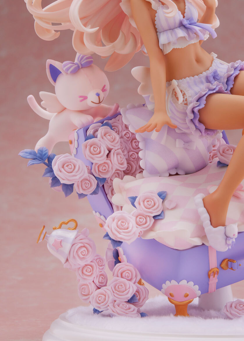 クロエ・フォン・アインツベルン ルームウェアVer. - 商品情報 | 株式