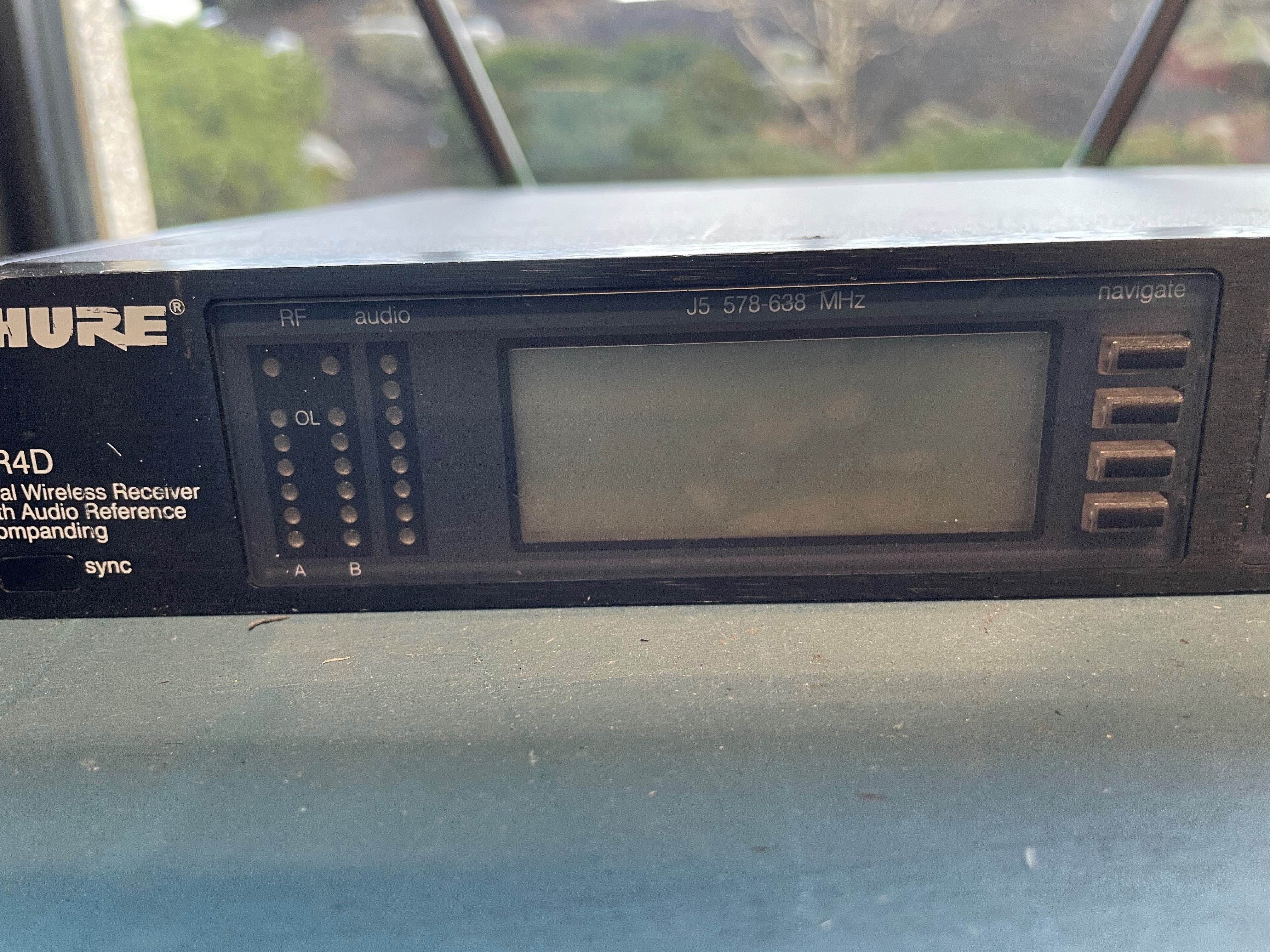 Shure UR4D Dual Receiver Package with UR1 Wireless Bodypack