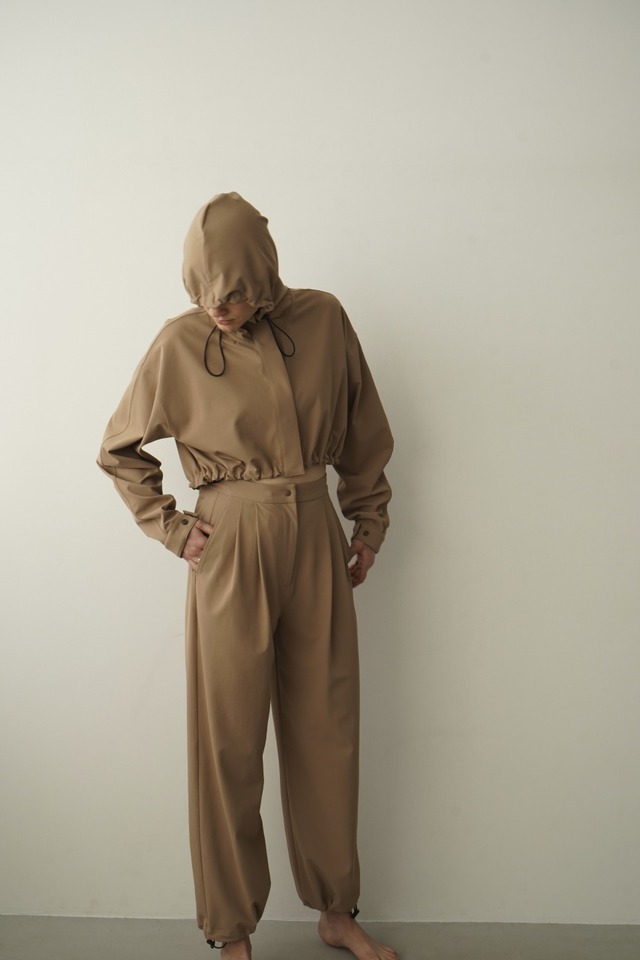 CLANEから日常着としても使えるラッシュガードとスイムウェアが登場