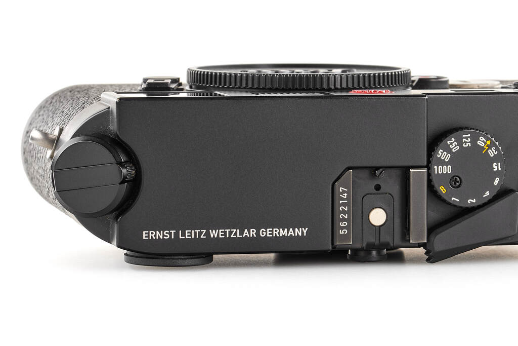 Leica M6 reissued 10557 - like new with 2 year guarantee | 35476,14