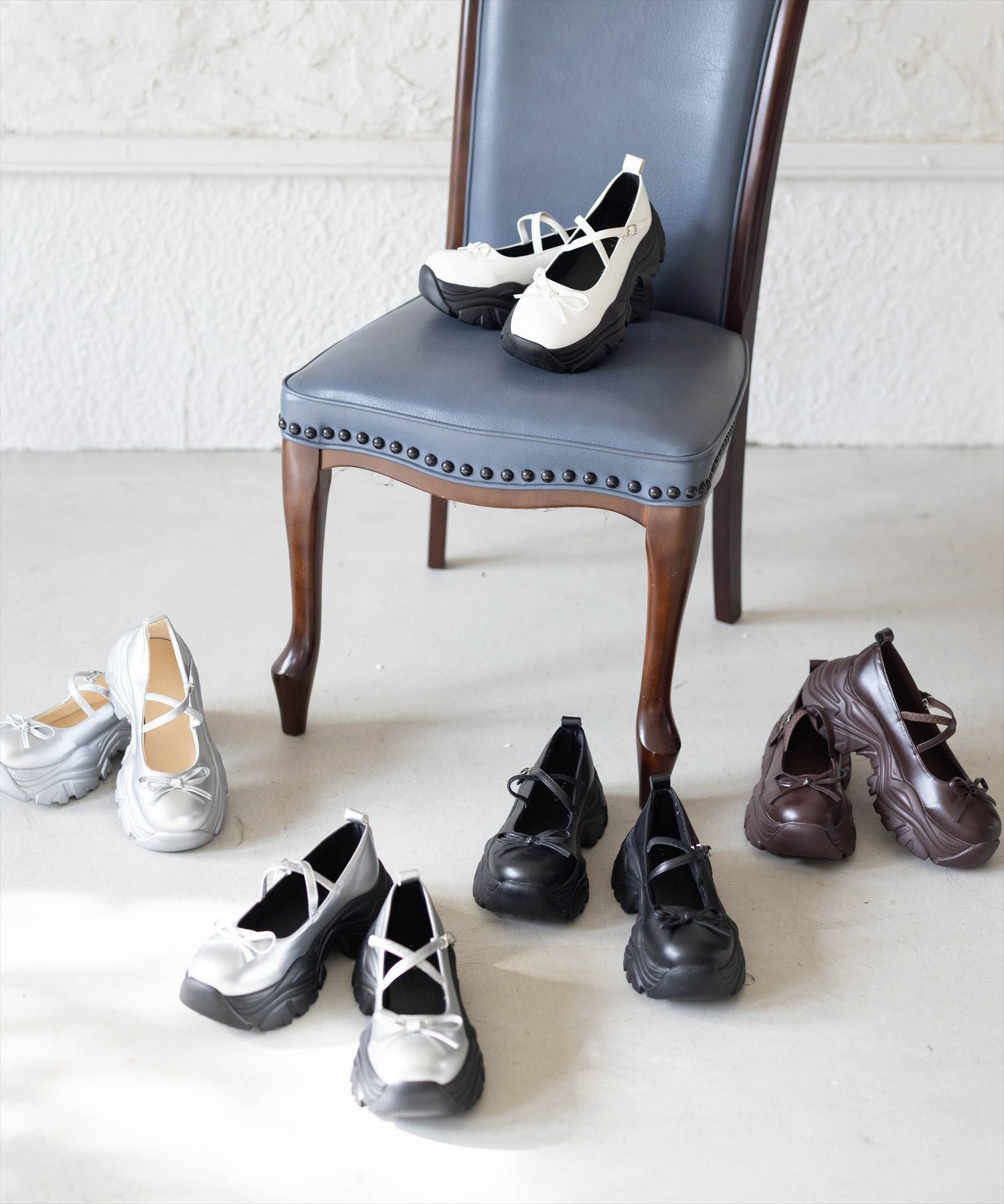 clear≪再入荷≫リボン付き厚底メリージェーンスニーカーサンダル