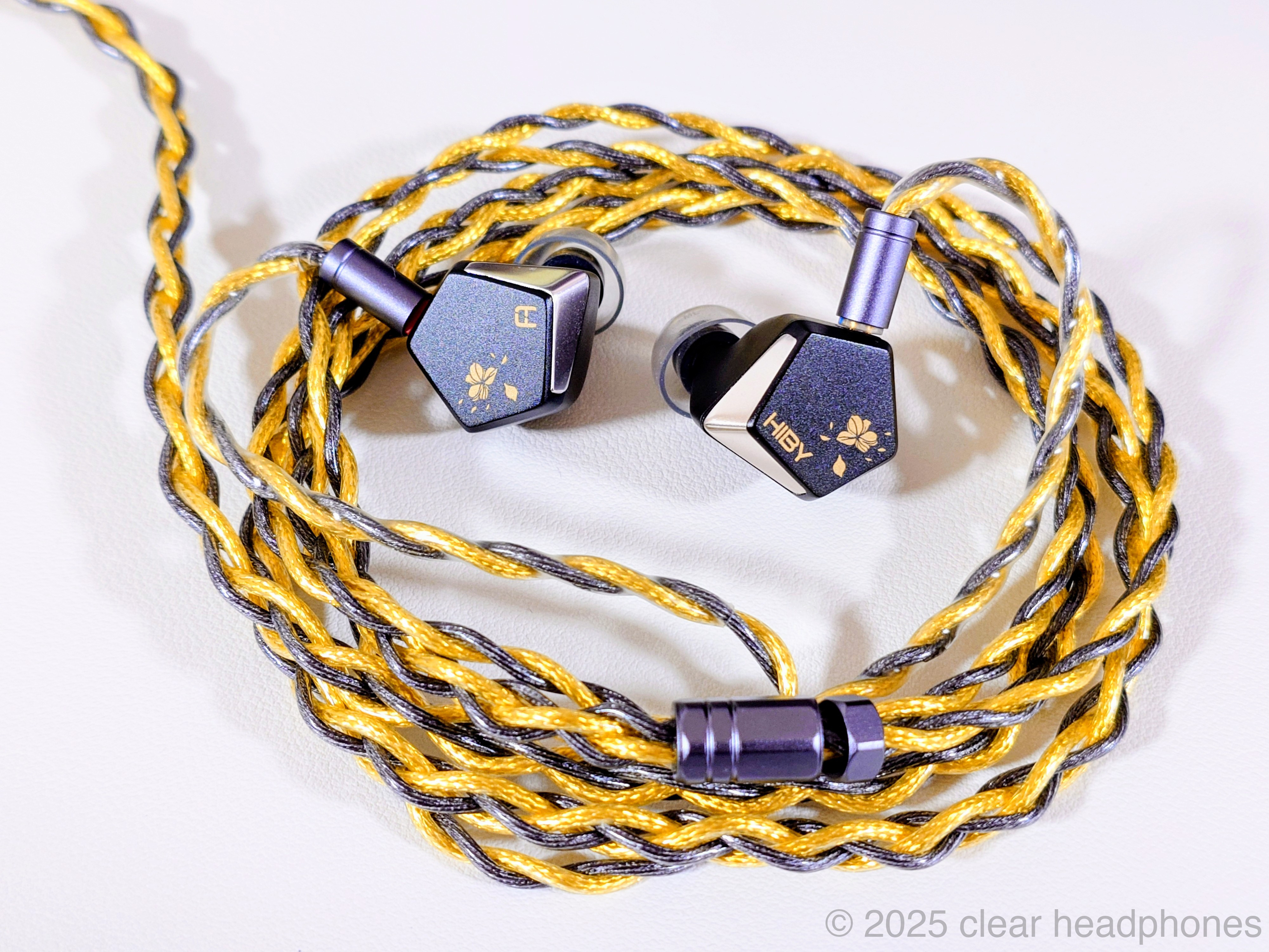 Hiby Project Ace JP Edition サクッと見れる聴き込み有線イヤホン