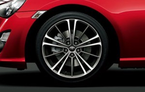 トヨタ86の純正ホイールはトヨタ純正品で最軽量！ | clicccar.com