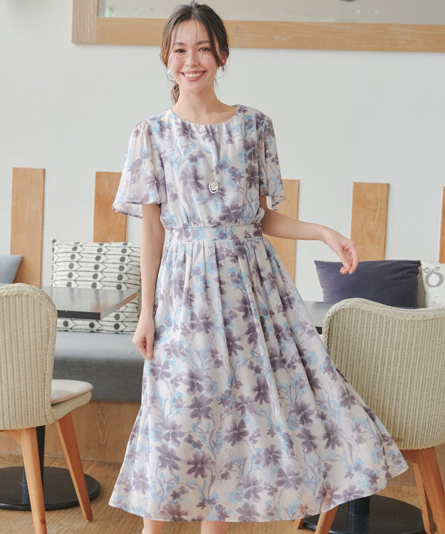 小倉優子さん着用・洗える】大花柄シフォンワンピース / Tiaclasse