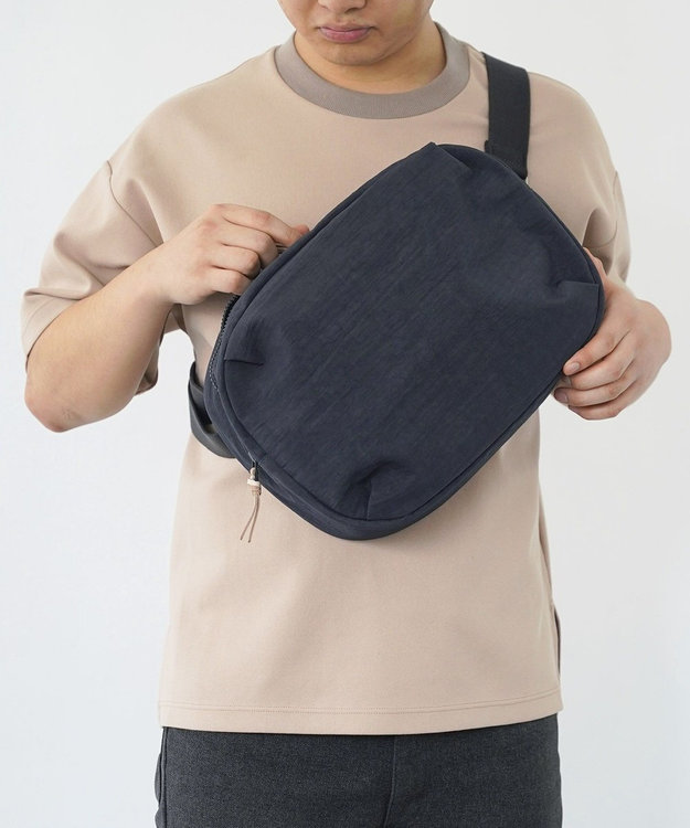 FUKUI SIWAナイロンボディバッグ Lサイズ / NIZYU KANO | ファッション