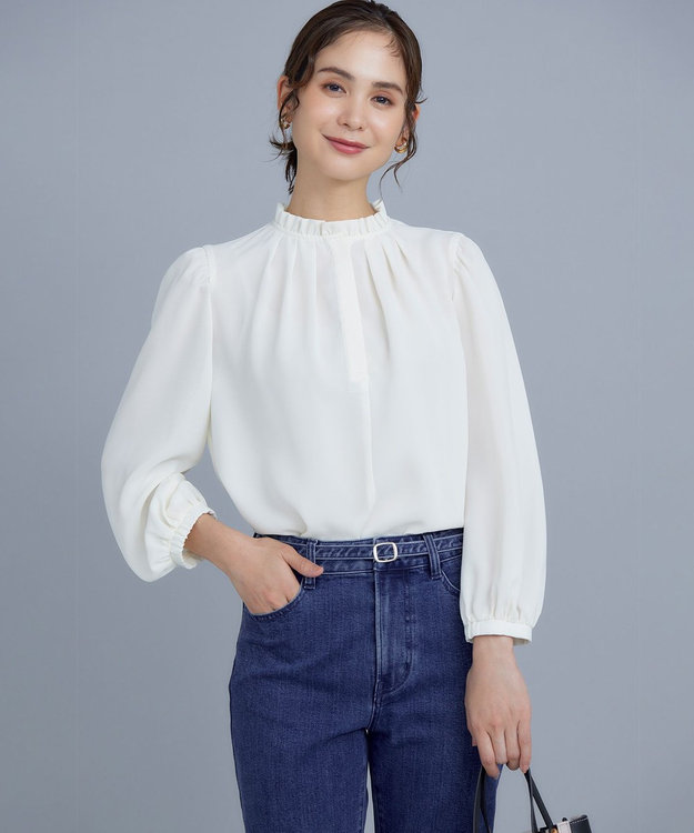 WEB限定】ライトデシン フリル襟ブラウス / 組曲 | ファッション通販