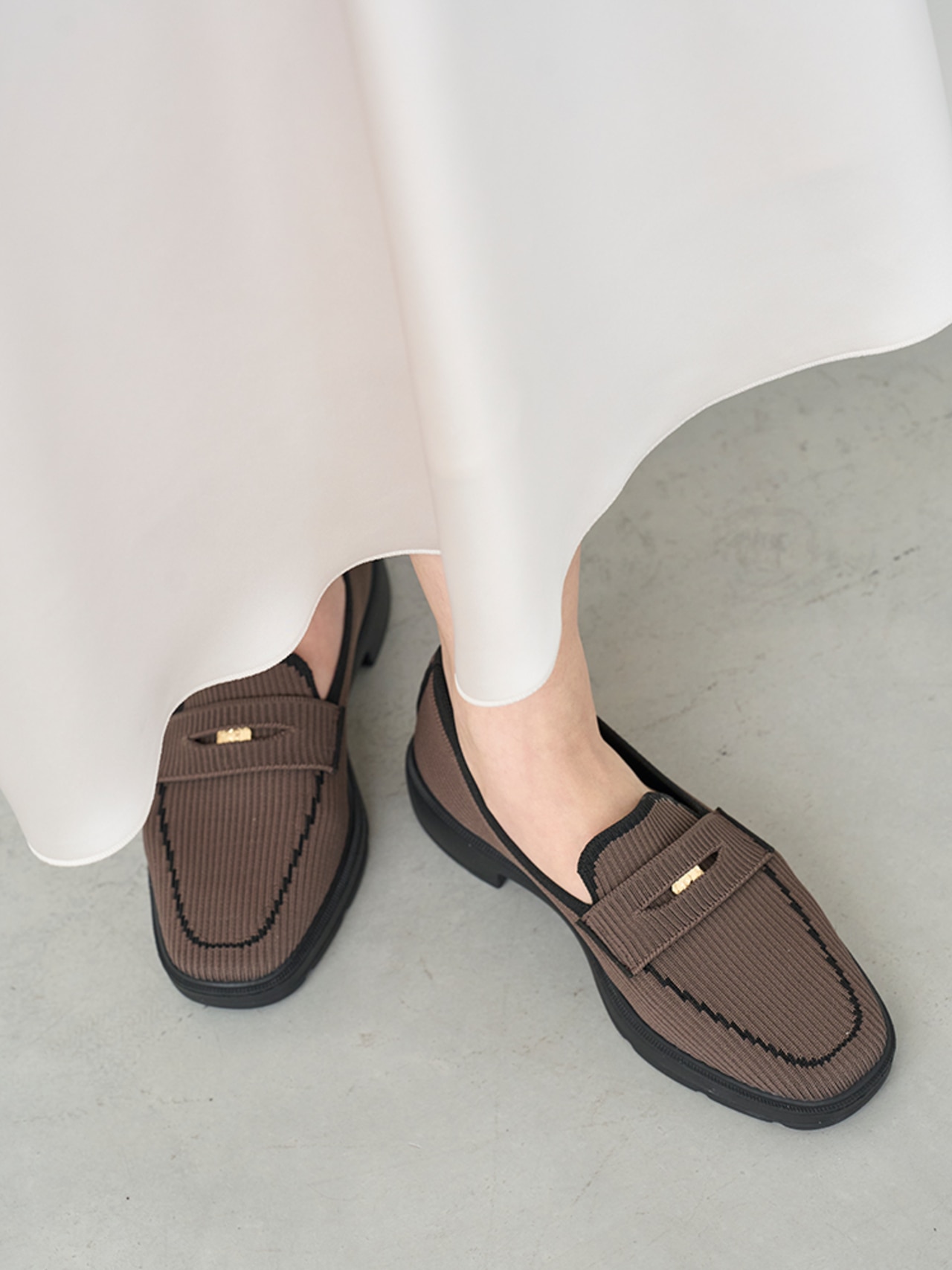 雨の日も安心、ずっと使いたくなるニットローファー | ONWARD CROSSET