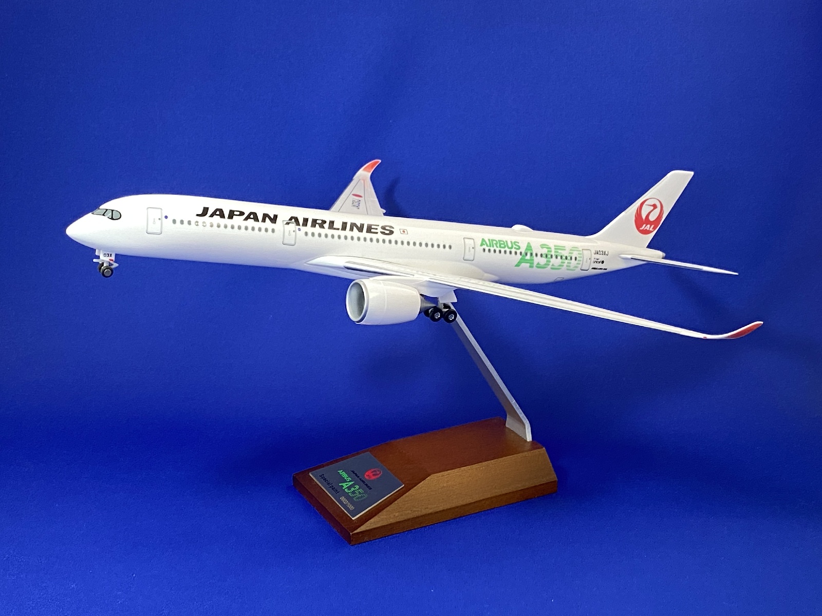 BJQ2032 JALUX企画品 JAL / 日本航空 A350-900 JA03XJ 1:200 完売しま