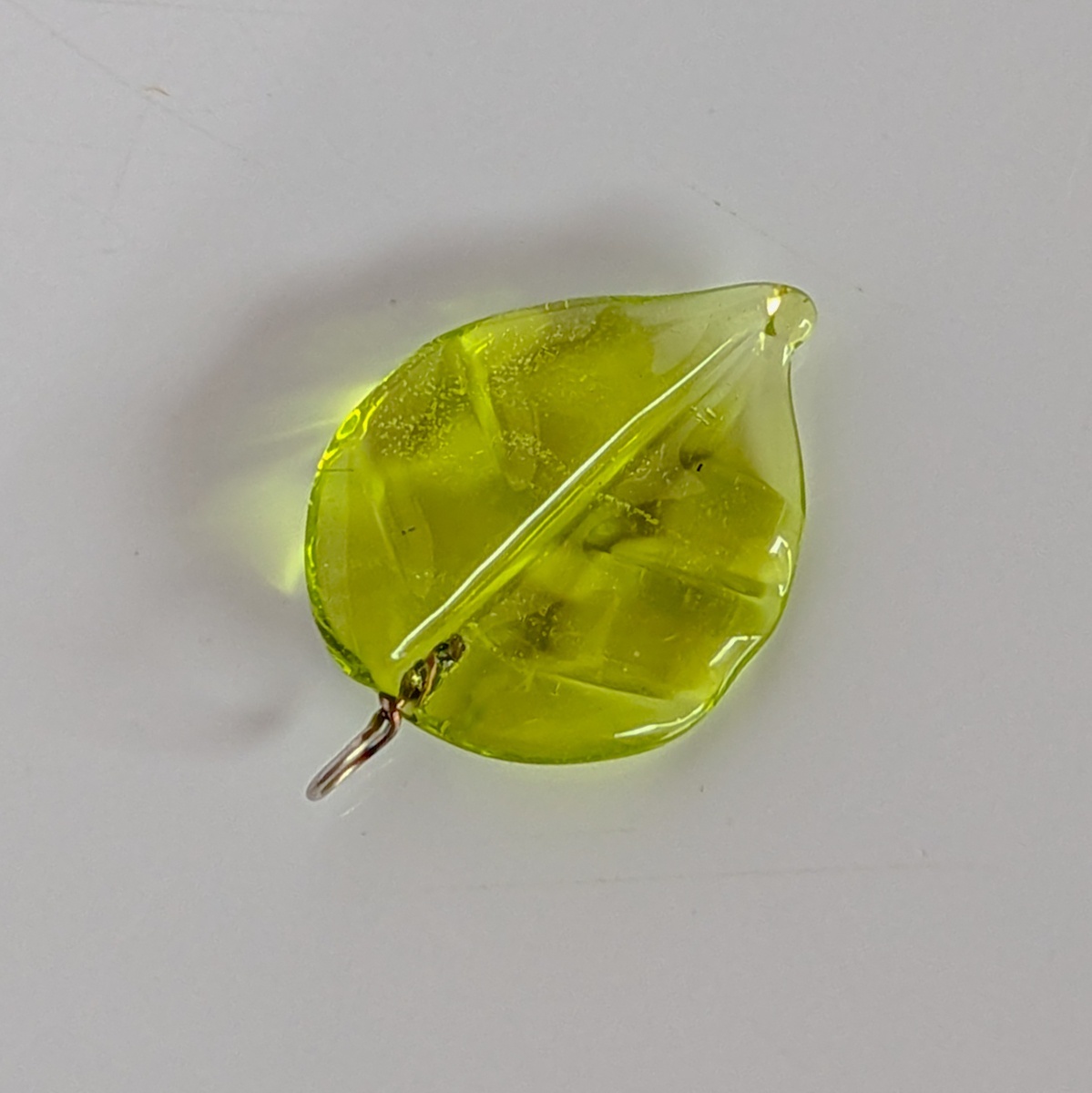 手づくりベネチアンガラス 葉っぱパーツ ライトグリーン クラフト Ansan