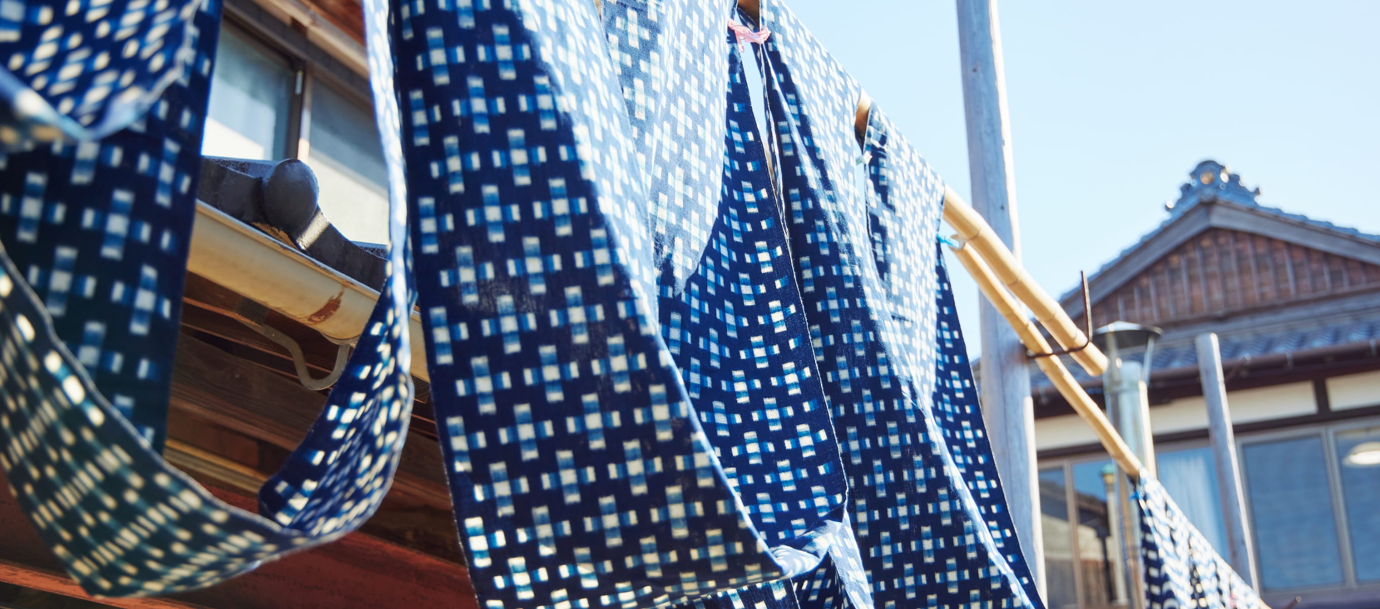 JAPAN BLUE 100 - 藍染絣工房 | Craft Inn 手 [té]