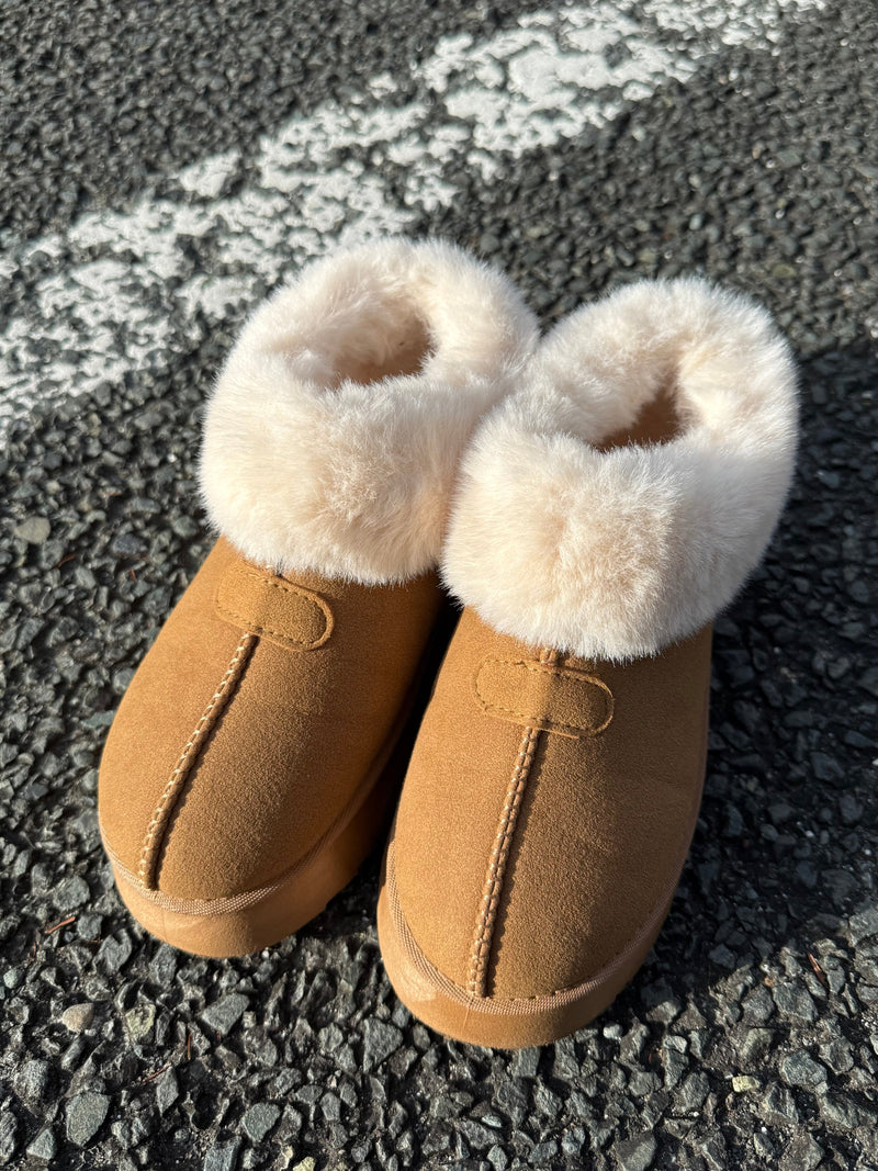 モコモコムートンブーツ DPB73457 – CRAMMY