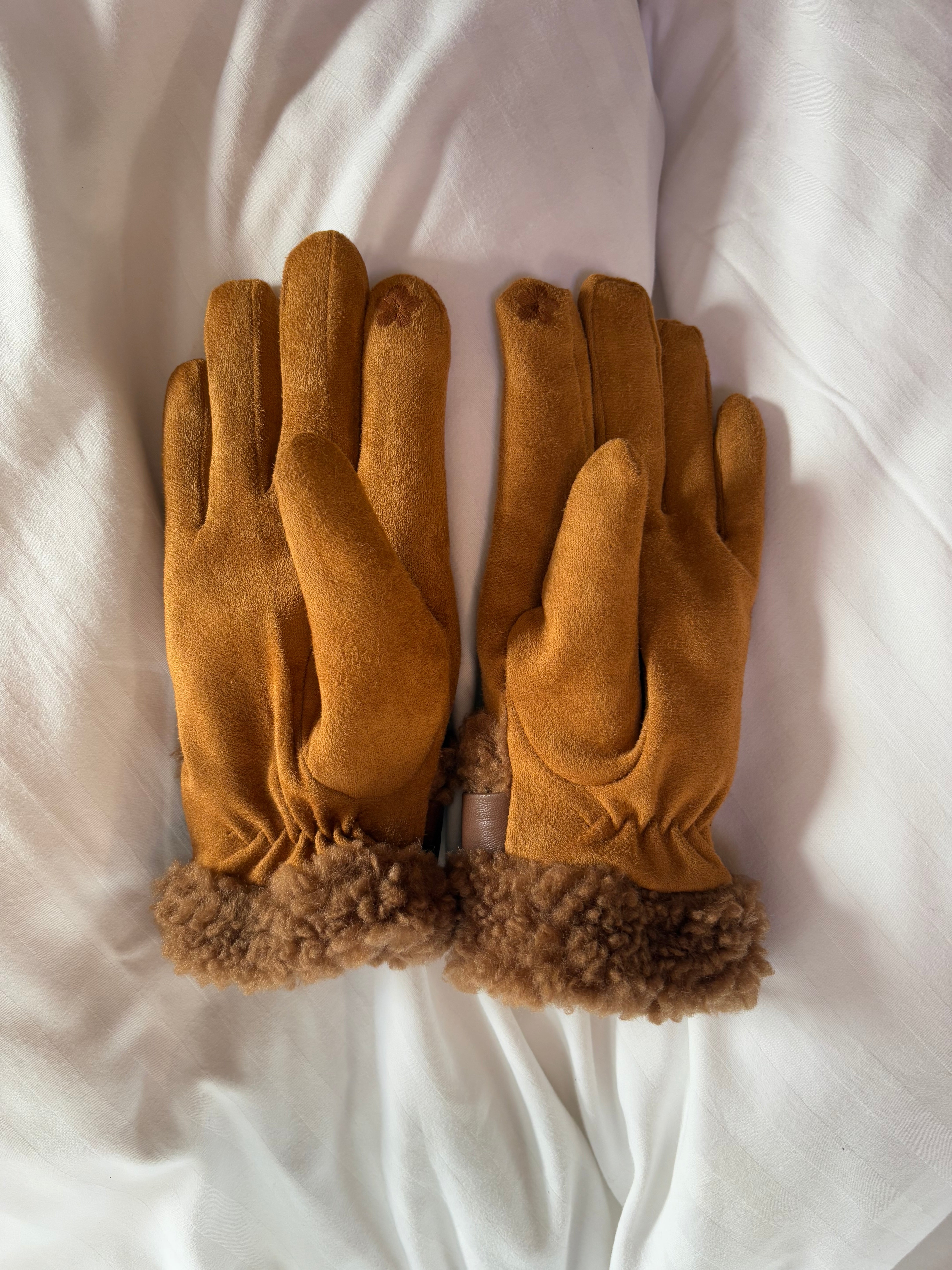 ムートングローブ DPA43562 – CRAMMY