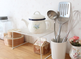 イマン クラリス ホーロー ティーポット － フレンチカントリーのバラ