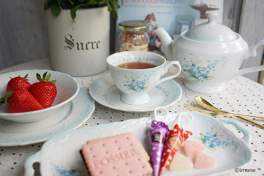 イマン クラリス ホーロー ティーポット － フレンチカントリーのバラ