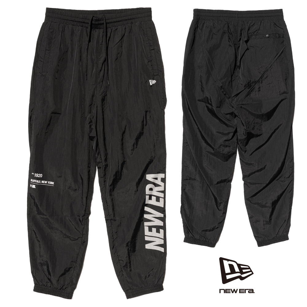 軽量感のある肌触りの良い微ワッシャー加工のナイロン素材を採用した