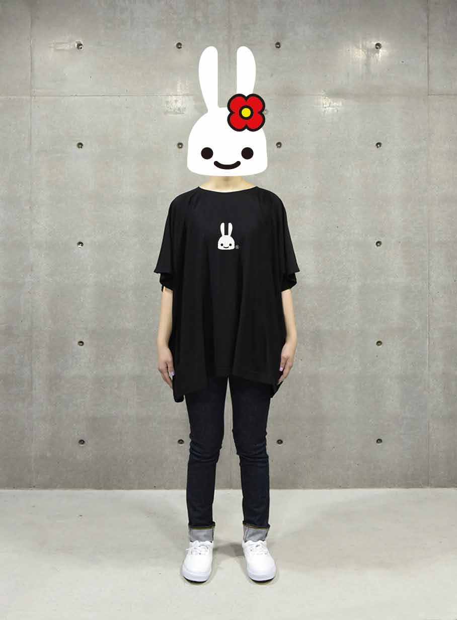 四角いTシャツ ウサギ3匹｜ウサギがいる｜CUNE ONLINE STORE