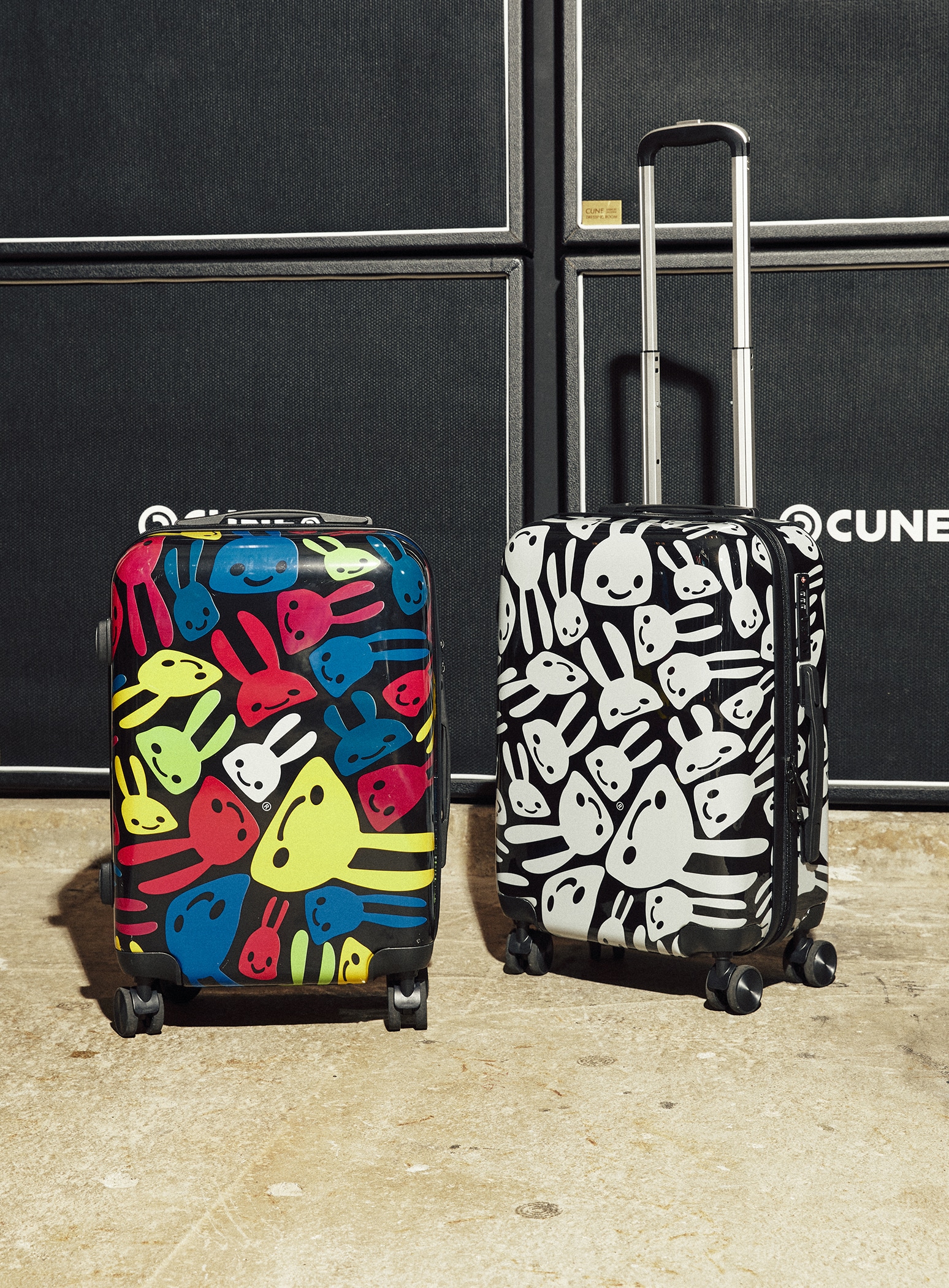 キャリーバッグ ぐにゃぐにゃうさぎ｜ウサギがいる｜CUNE ONLINE STORE