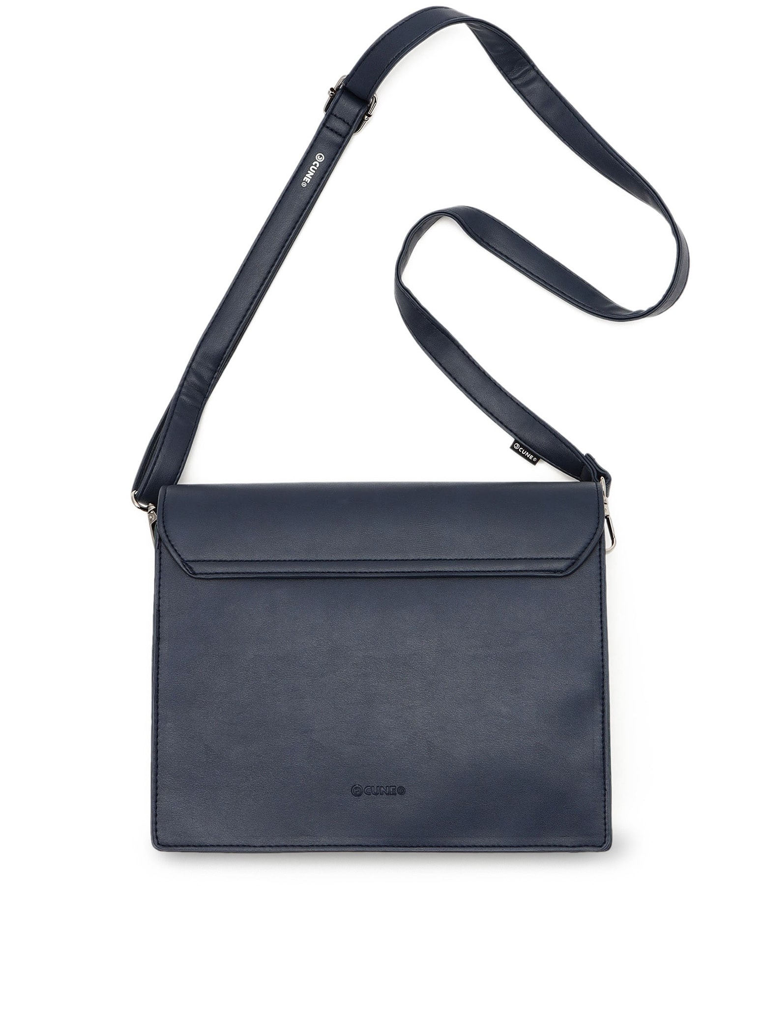 ウサギフラップショルダーバッグ｜ウサギがいる｜CUNE ONLINE STORE