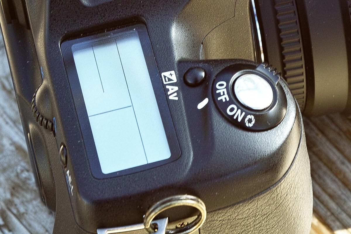 カメラレビュー vol. 11 PENTAX *ist DS2 - カメラ