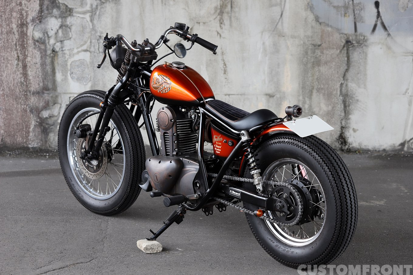 カワサキ 250TRのカスタムチョッパー・ビアード A BEARD – CUSTOM