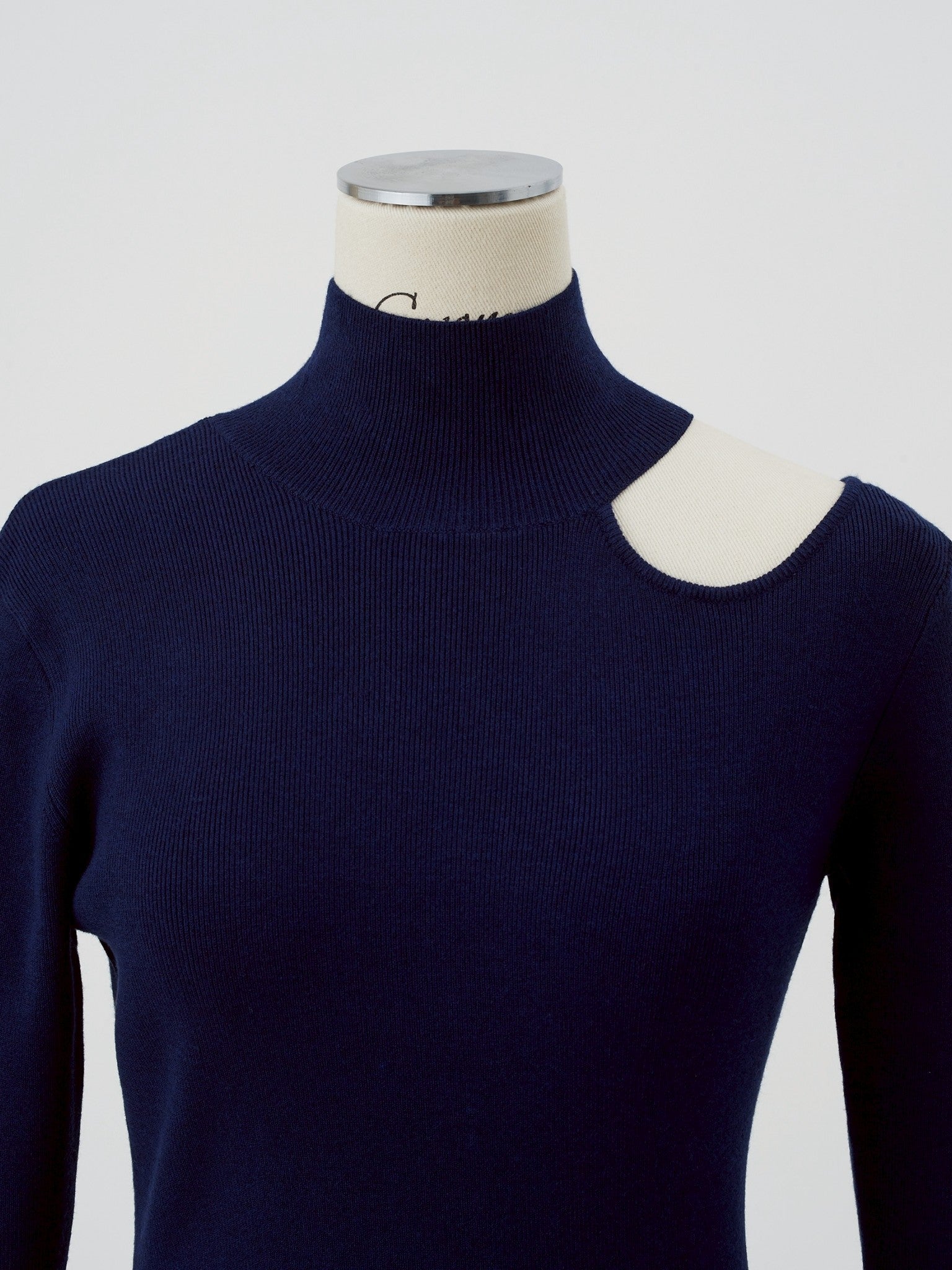 ワンショルダーオープンニット elle｜Cygne(シーニュ) 公式サイト