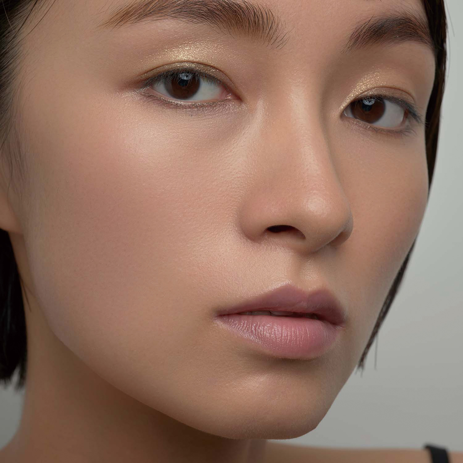 Celvoke】スキンレゾネート リキッドファンデーション＜全4色