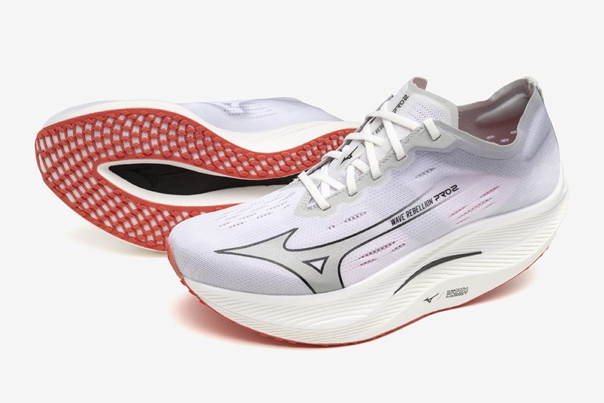 ミズノ】新作レーシングシューズ「WAVE REBELLION PRO 2（ウエーブ