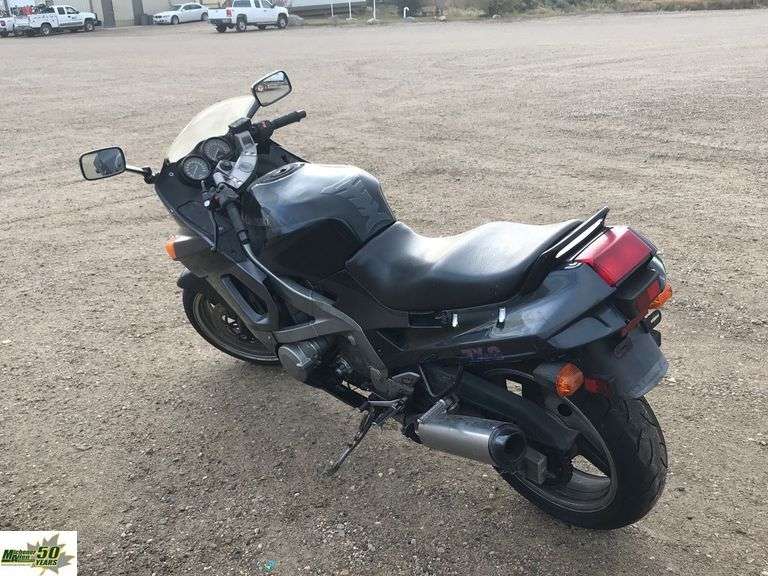 1992 Kawasaki ZX-6 Base - Michener Allen Auctioneering Ltd