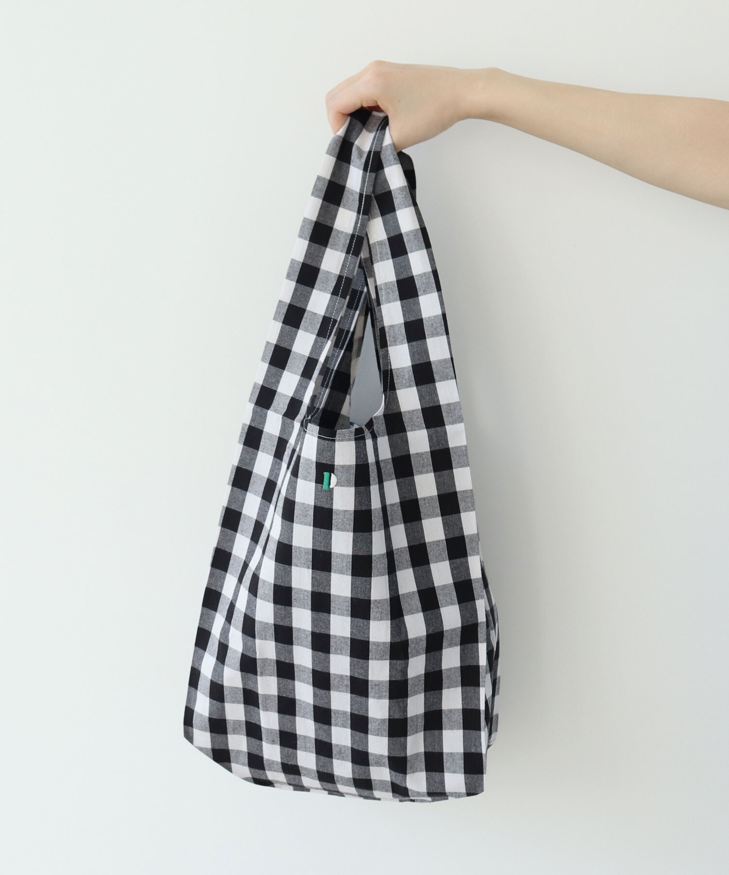 AMBIDEX Store ○ギンガムチェック P刺繍エコバッグ(F コン): PAR ICI