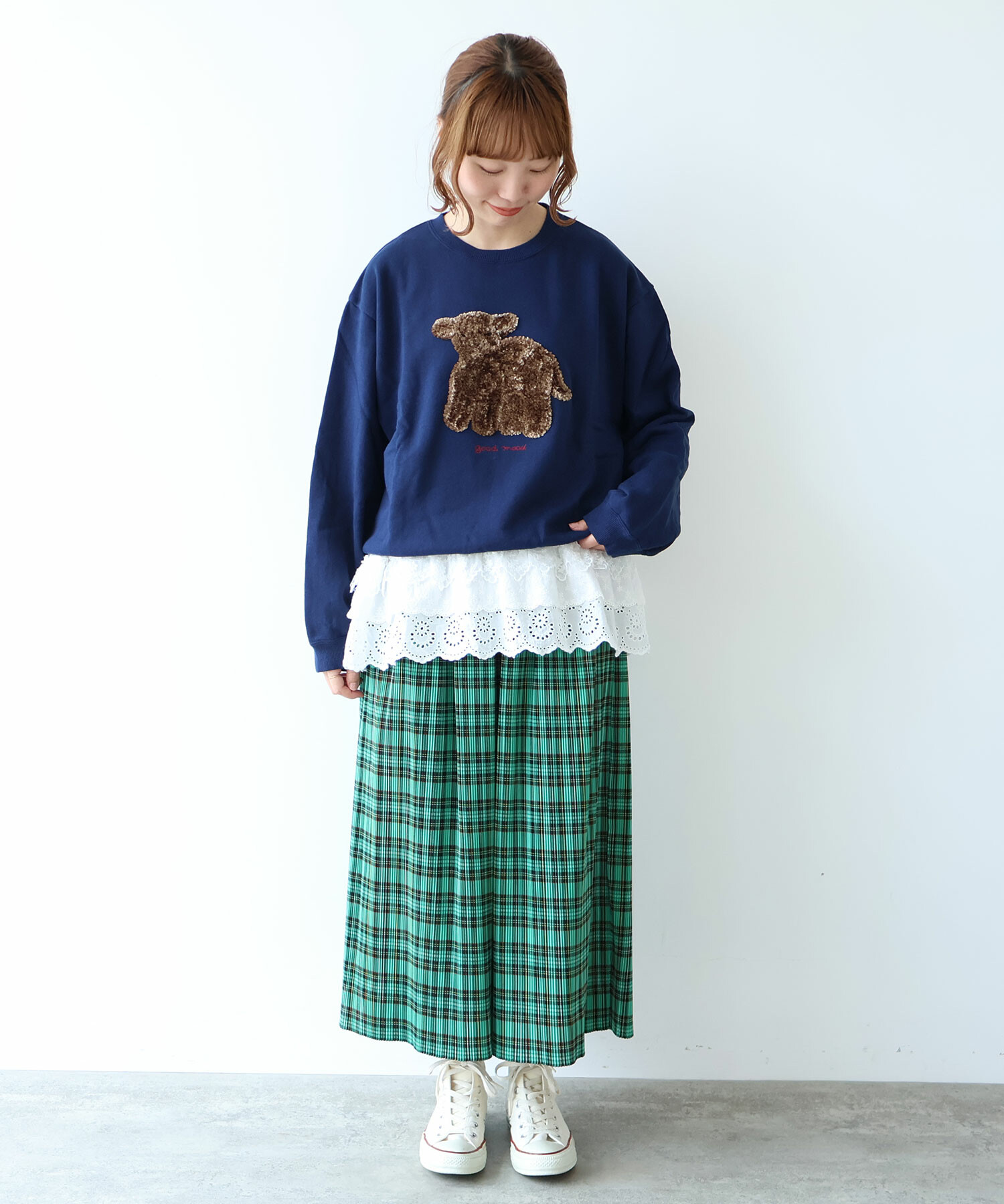 AMBIDEX Store ○ 30 / 10 コーマ裏毛 子ひつじ刺繍 スウェット(F