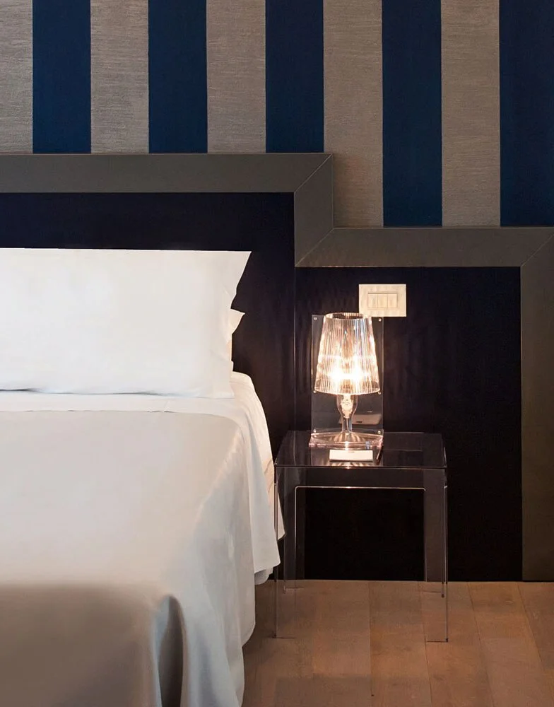 Kartell Side Tables JOLLY CRYSTAL | Kartell