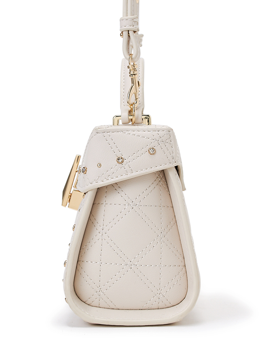 限定カラーあり】【リュタン】キルティングビジュースタッズポシェット