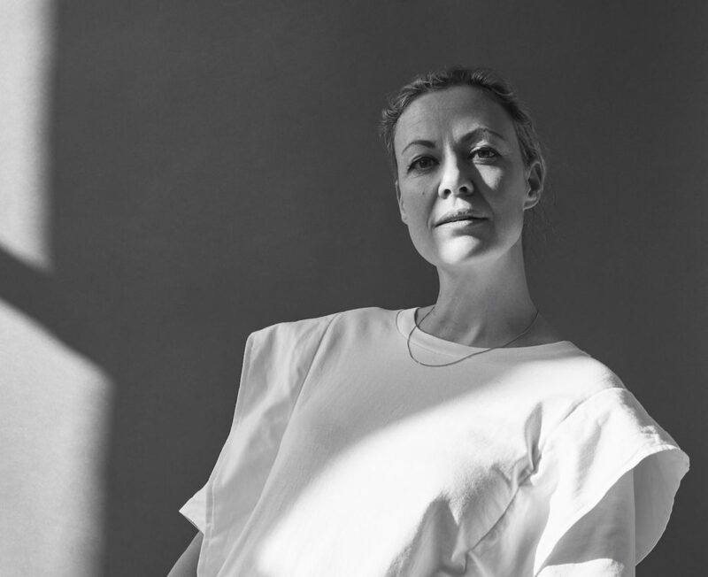 Viviane SASSEN - ヴィヴィアン・サッセン | shashasha - Photography