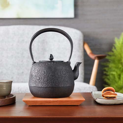 南部鉄器 薫山工房 Nambutetsubin 南部鉄瓶 棗型 伝統工芸品 金属製