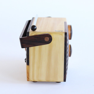 木のラジオ／Magno（マグノ）｜愛着を持ってずっと使いたいモノを集め
