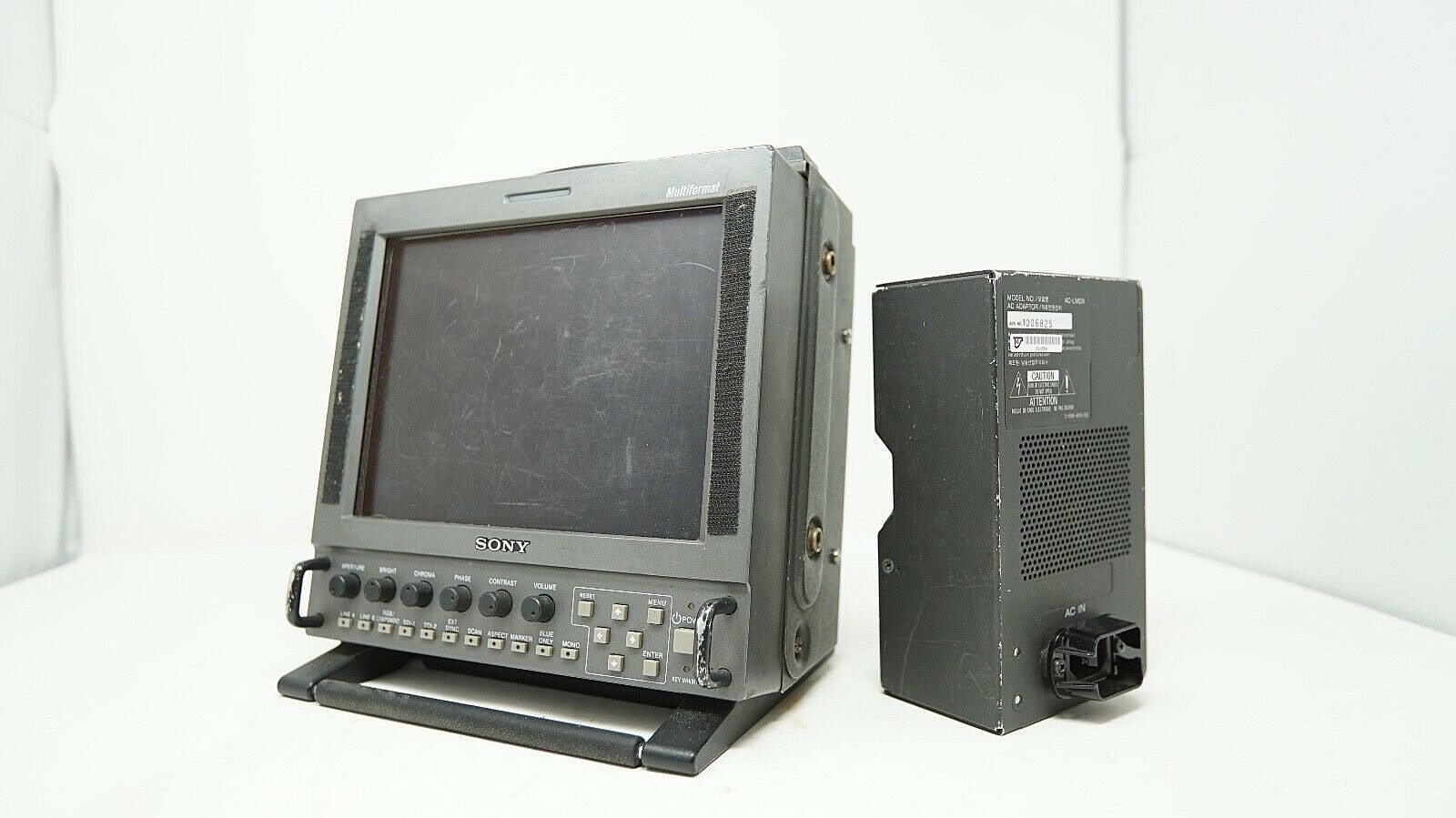 For Sale: Sony LMD-9050 Portable 8.4
